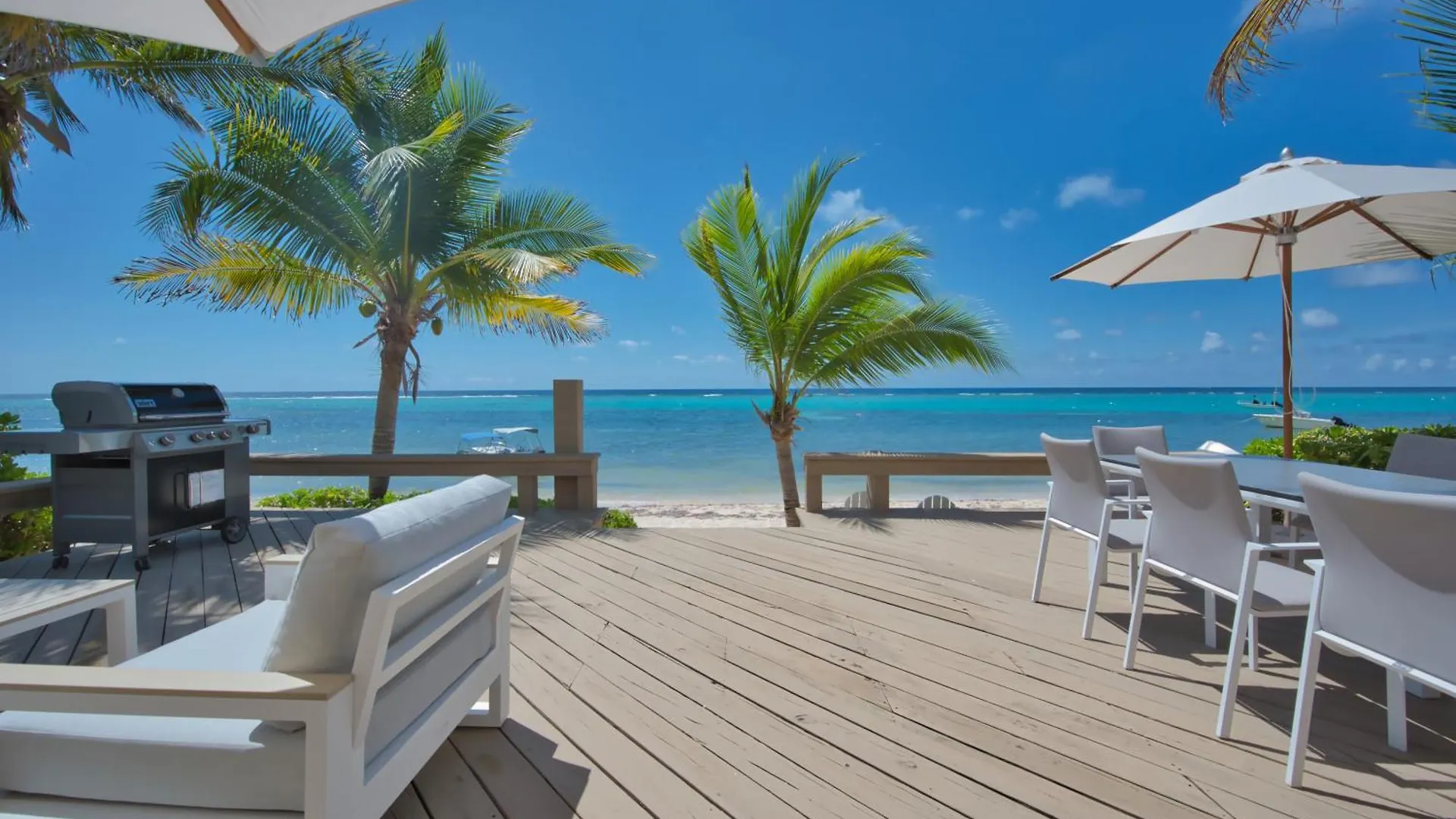 Incredible Beach Front Villa! 乔治城 开曼群岛